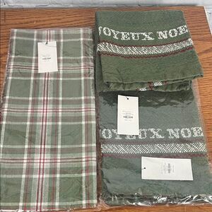 Magnolia-3Holiday Plaid & Embroidered Tea Towels in Green and Red New w/tags